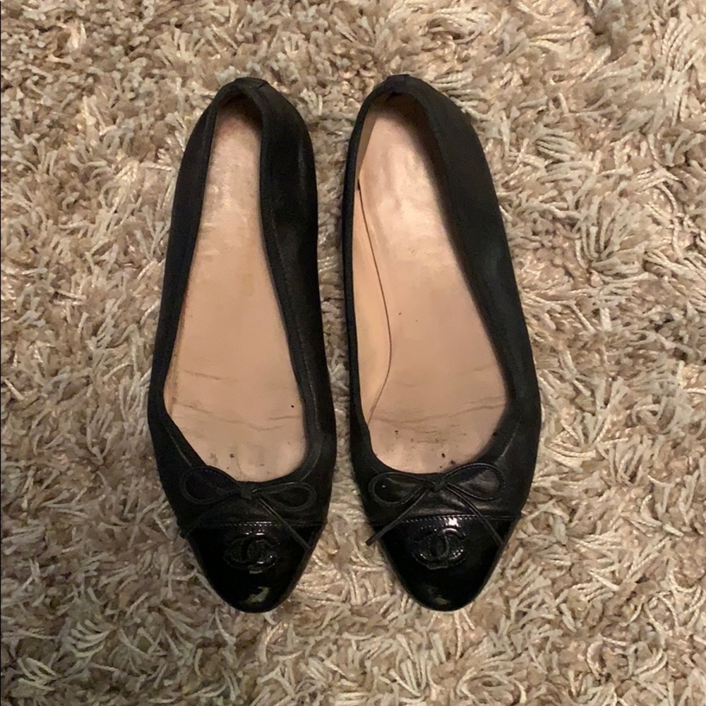Chanel black ballet flats size 39.5